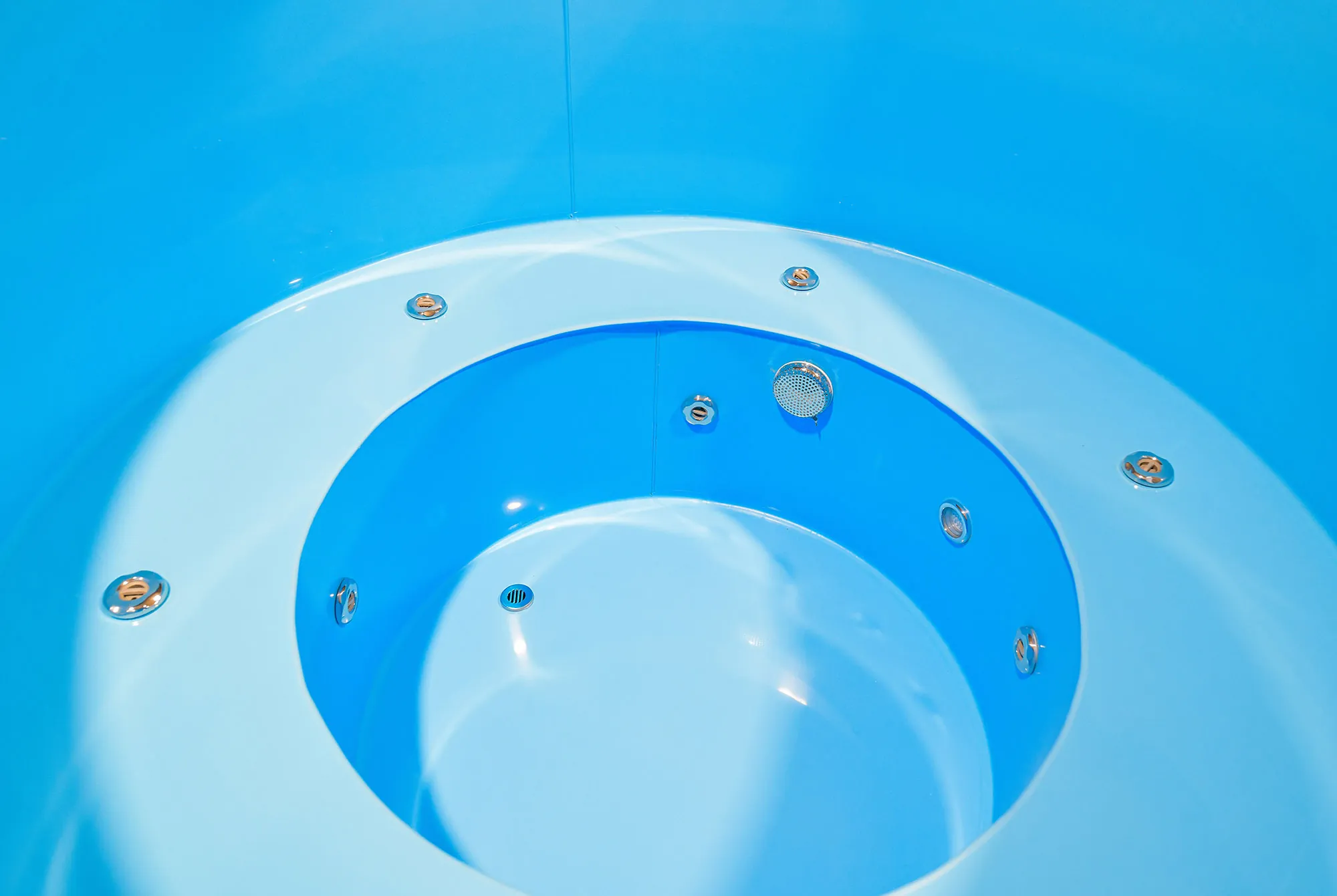 610166741-domkisauny-jacuzzi-ogrodowe-balia-thermo-z-piecem-5